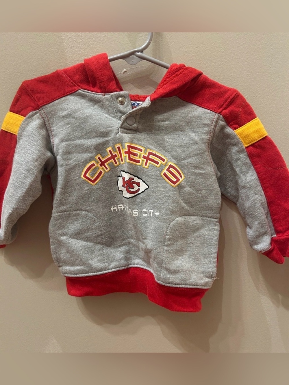 NFL Team Apparel Kansas City Chiefs Toddler Pullover Hoodie Gray Red 18M